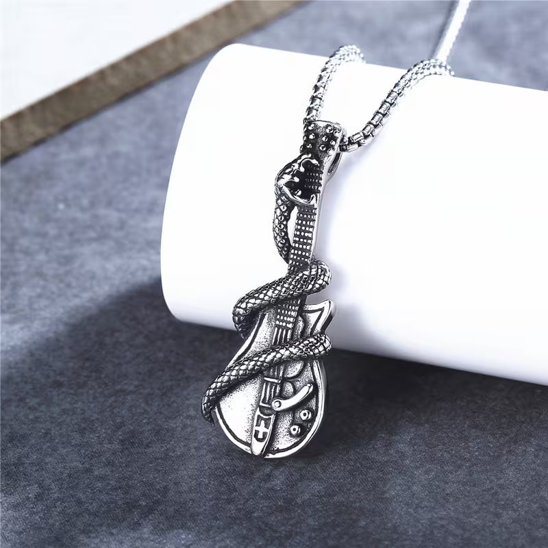 Collier guitare serpent