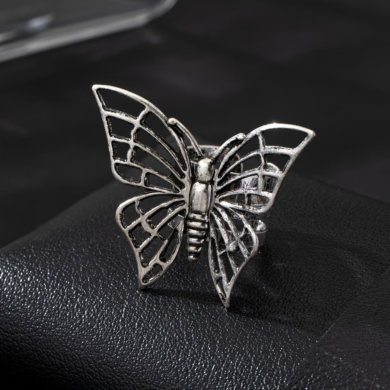 Bague papillon gothique